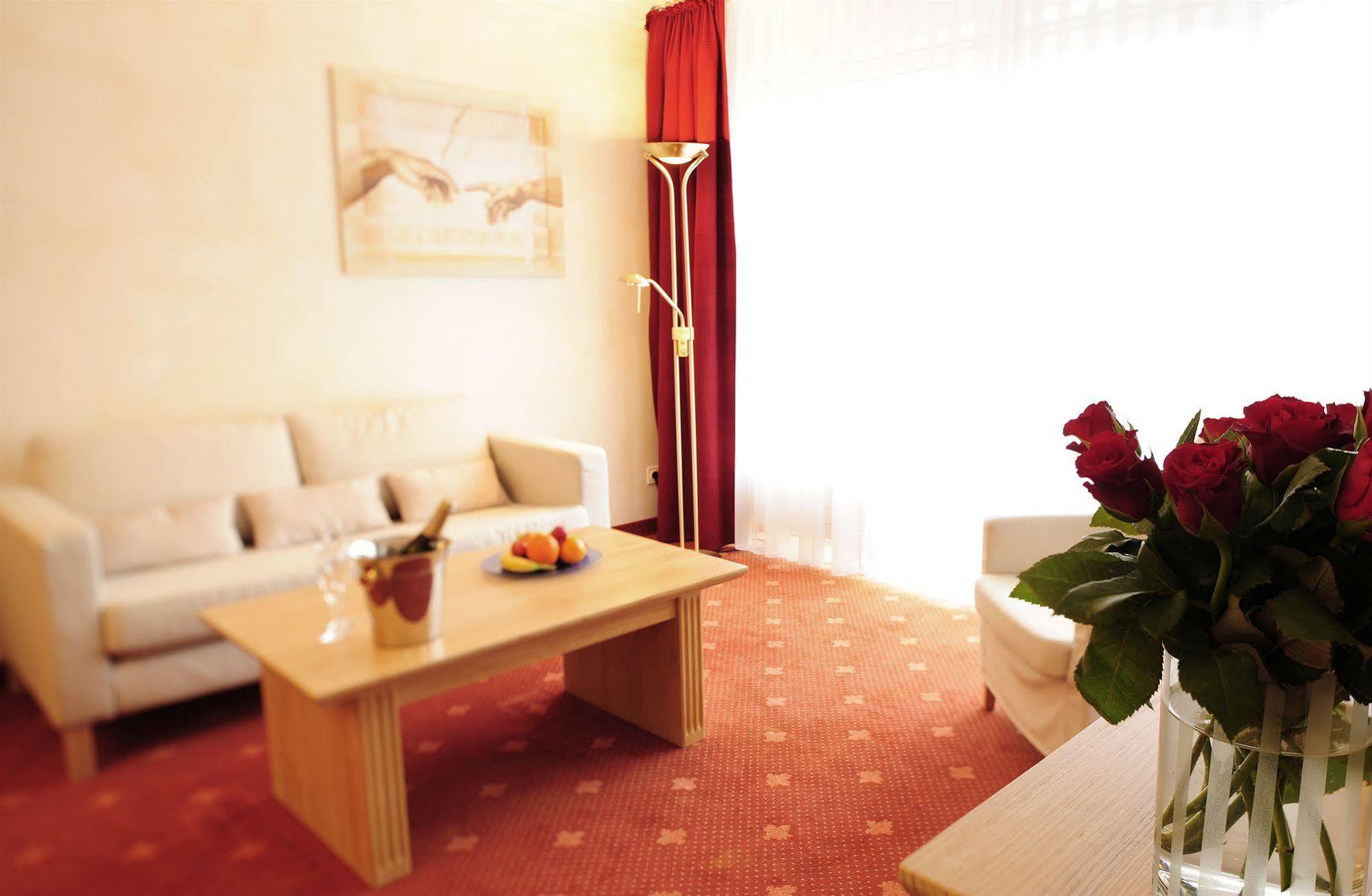 Hotel Villa Gropius Timmendorfer Strand Esterno foto